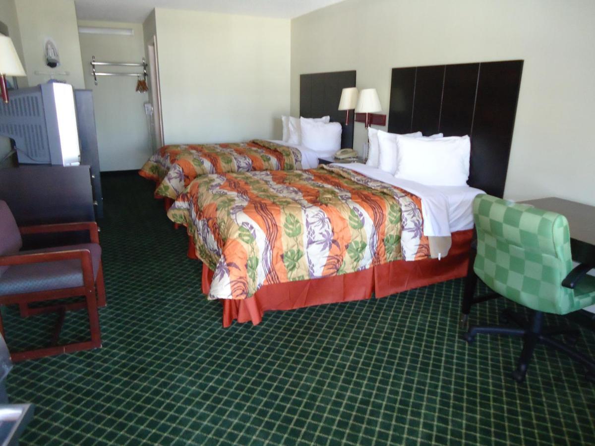 Days Inn By Wyndham Alma Habitación foto